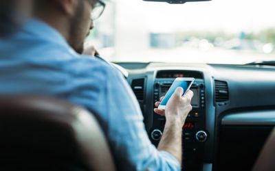 How to Avoid Distracted Driving